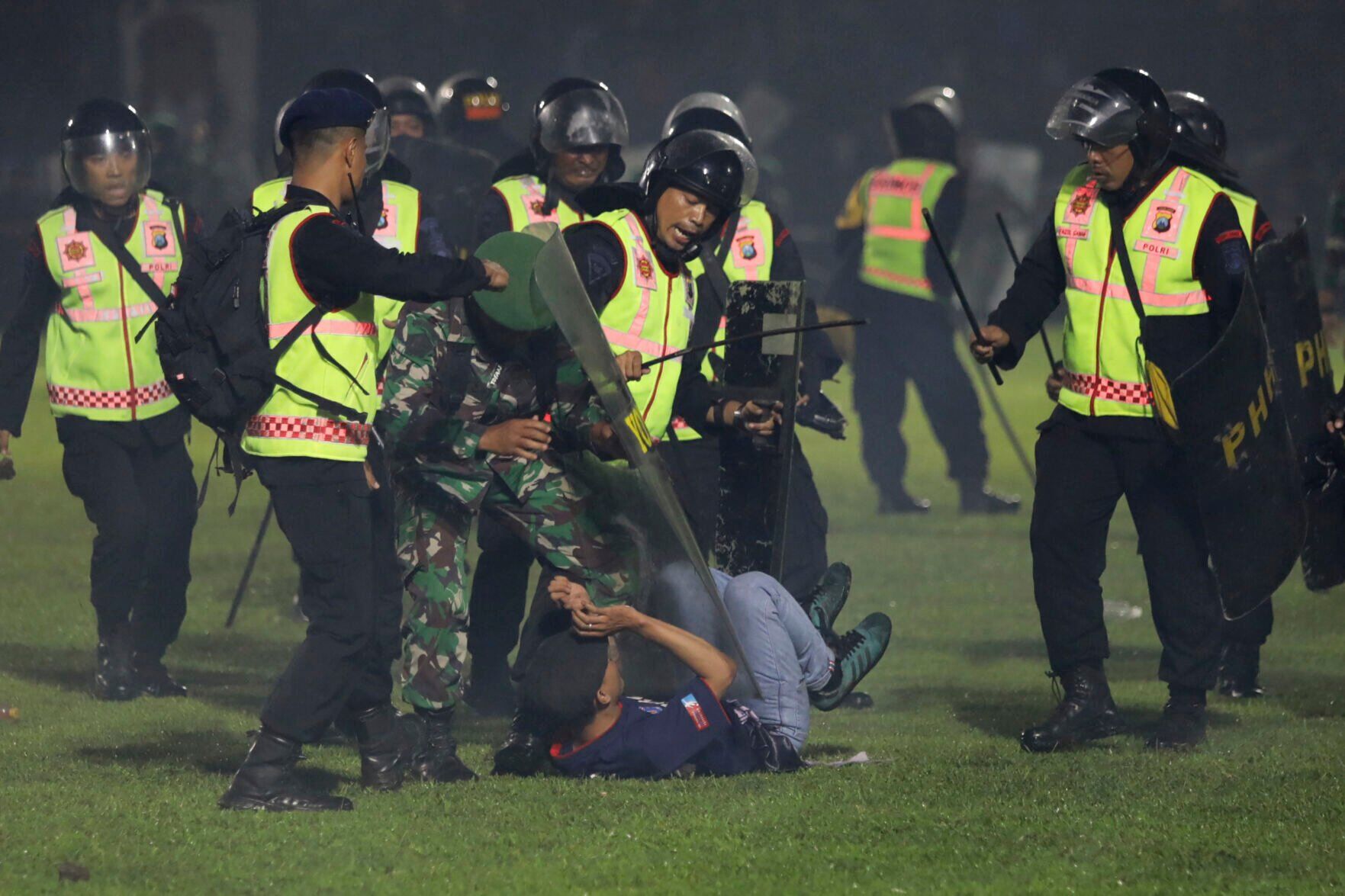APTOPIX Indonesia Soccer Deaths